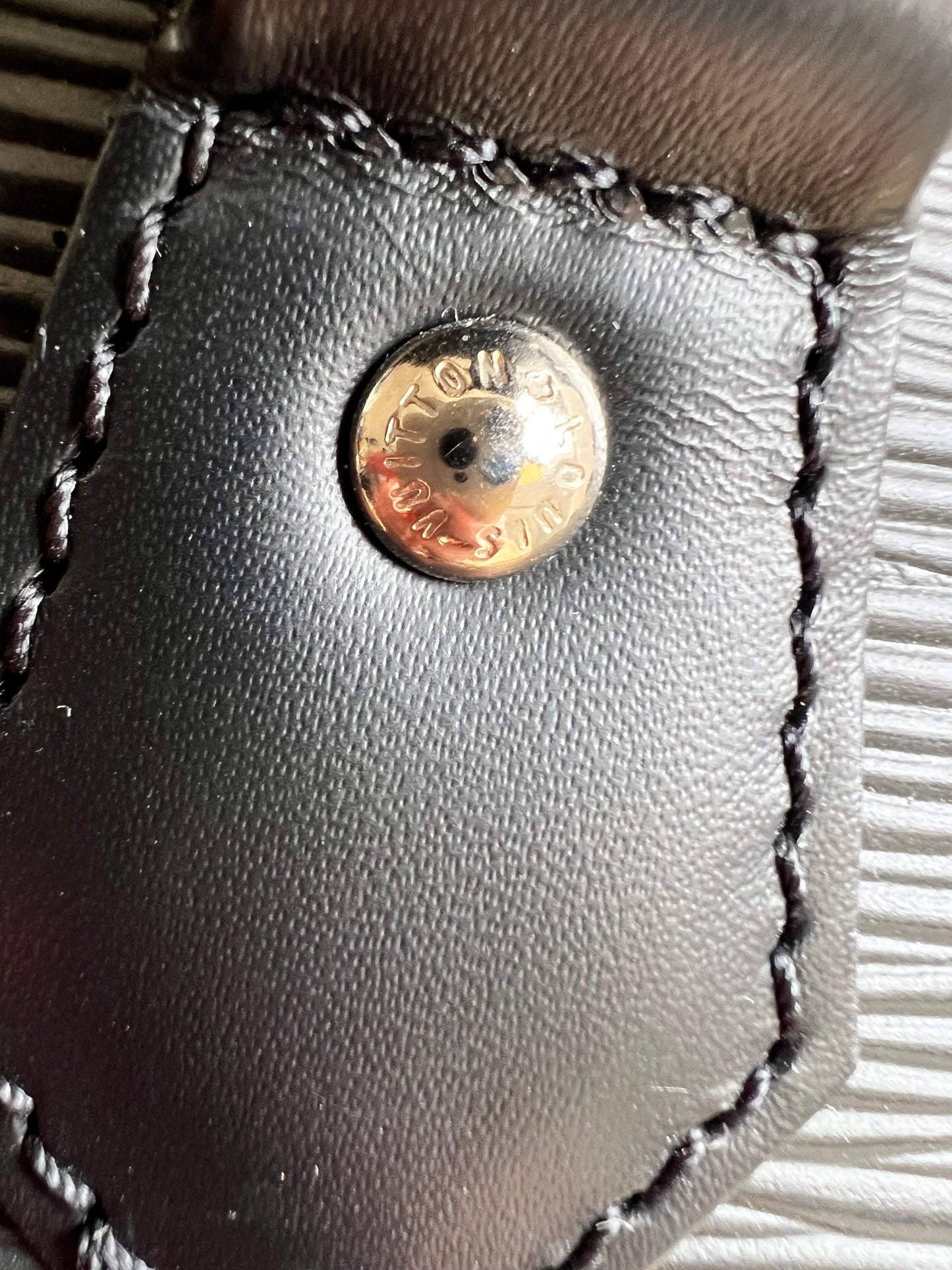 Louis Vuitton Alma BB Black Epi (RRP £1540)