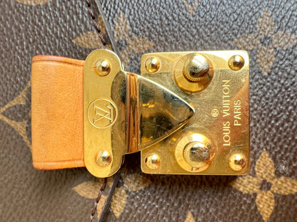 Louis Vuitton Pochette Metis Monogram (RRP £2,020)