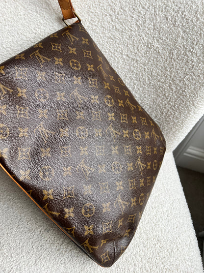 Louis Vuitton Musette Salsa GM