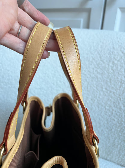 Louis Vuitton Batignolles in Monogram Canvas