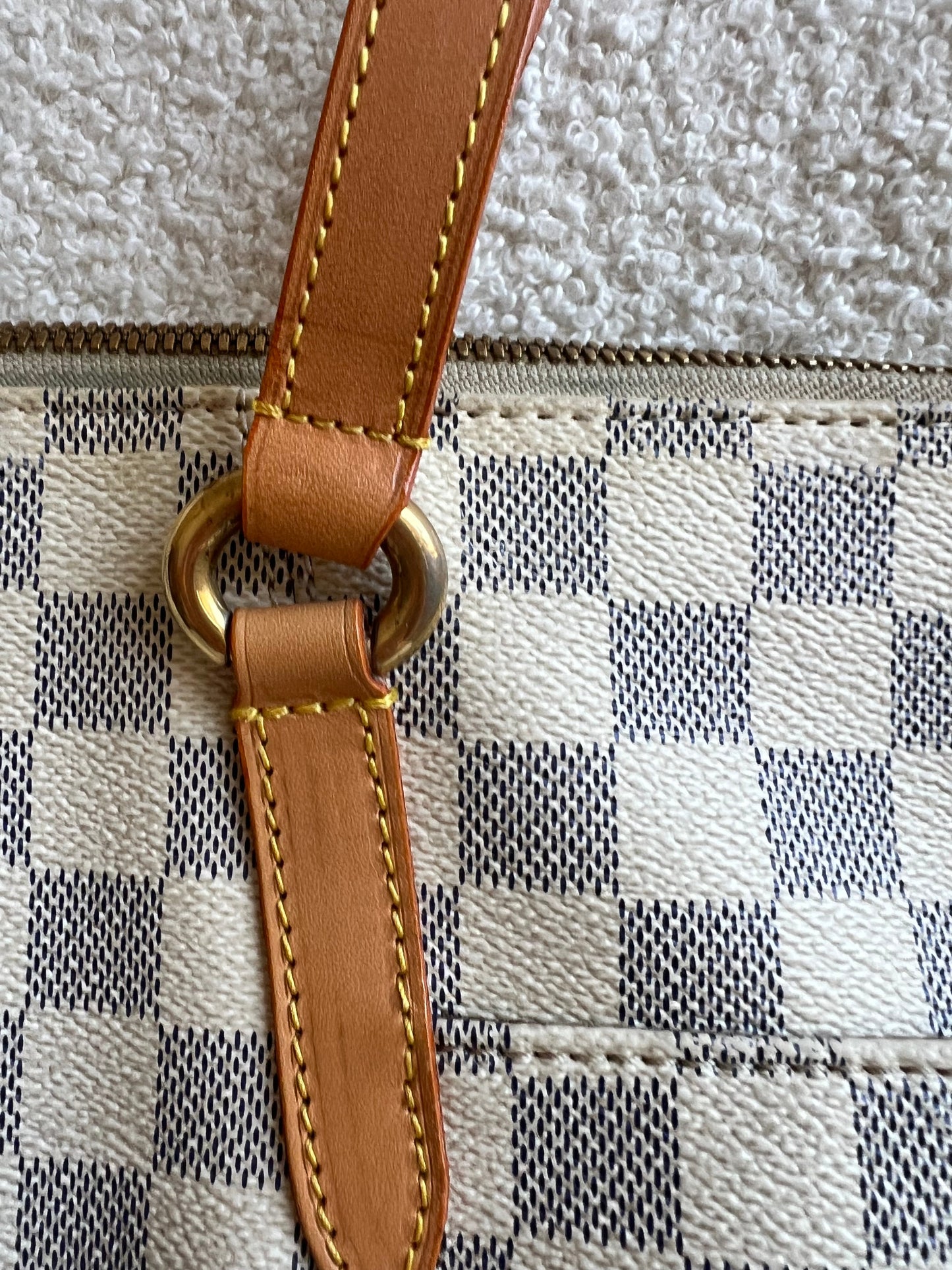 Louis Vuitton Totally PM Damier Azur