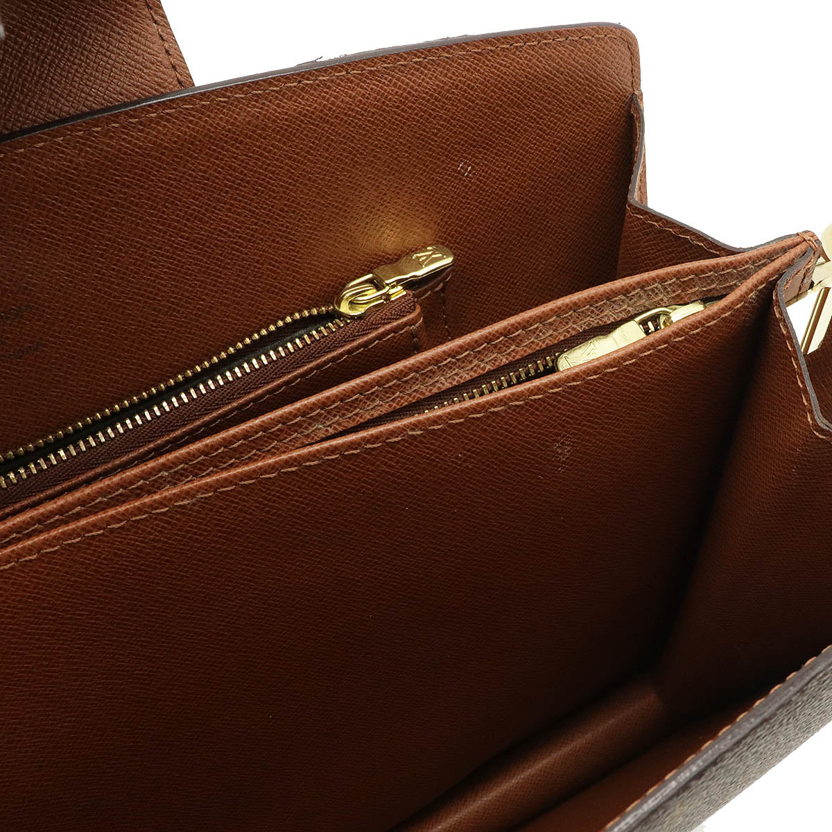 Louis Vuitton Monogram Courcel Crossbody Bag M51375