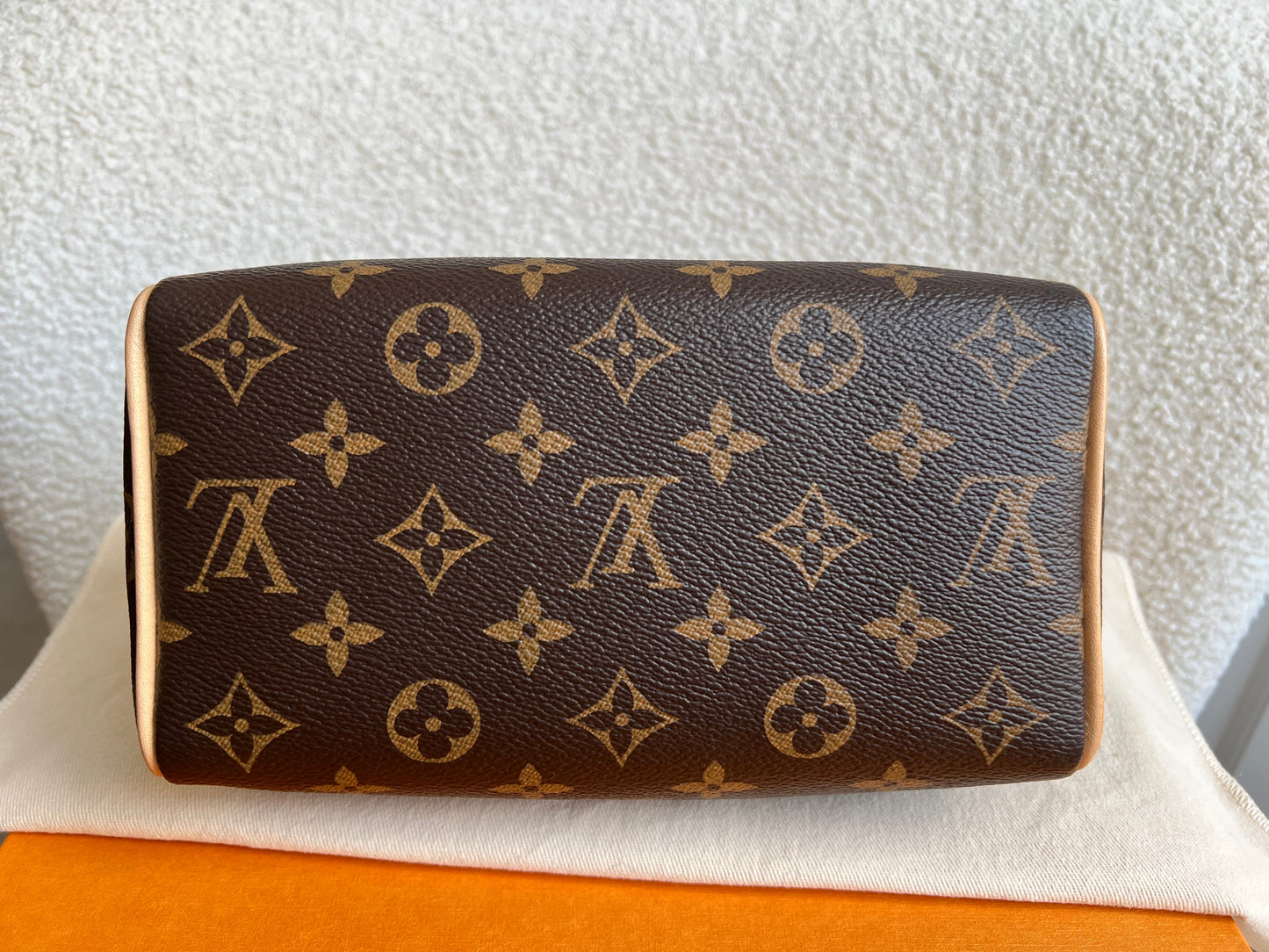 Louis Vuitton Speedy Monogram Bandouliere 20 (RRP £1680)