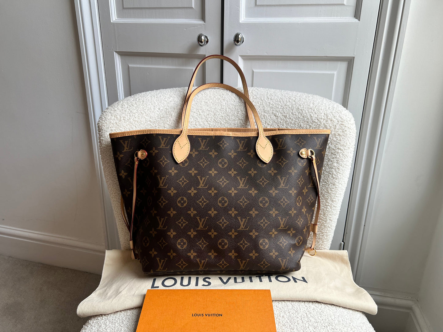 Louis Vuitton Neverfull MM Monogram Pivoine (RRP £1,430)
