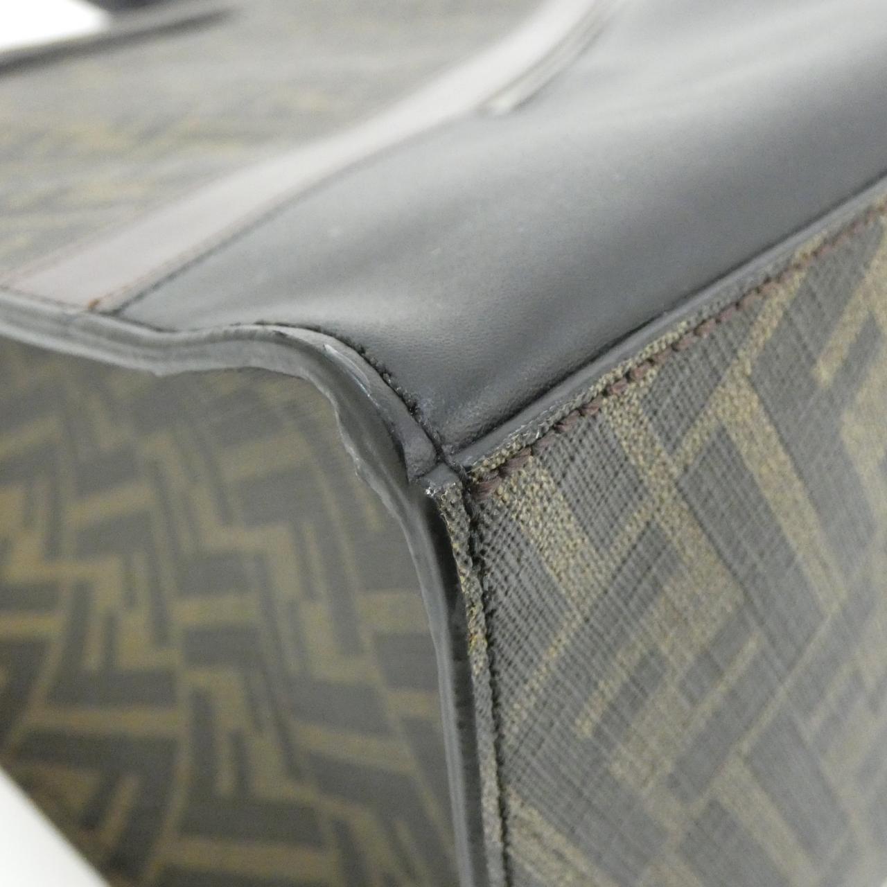 Fendi Selleria Peekaboo Calf Bag
