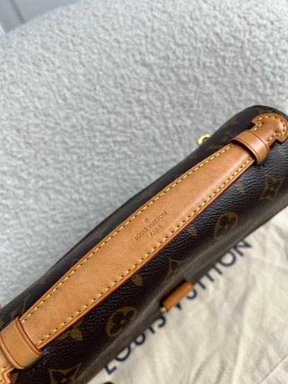 Louis Vuitton Pochette Metis Monogram (RRP £2,020)