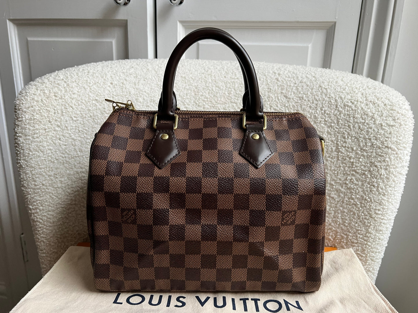 Louis Vuitton Speedy 25 Bandouliere Damier Ebene (RRP £1,440)