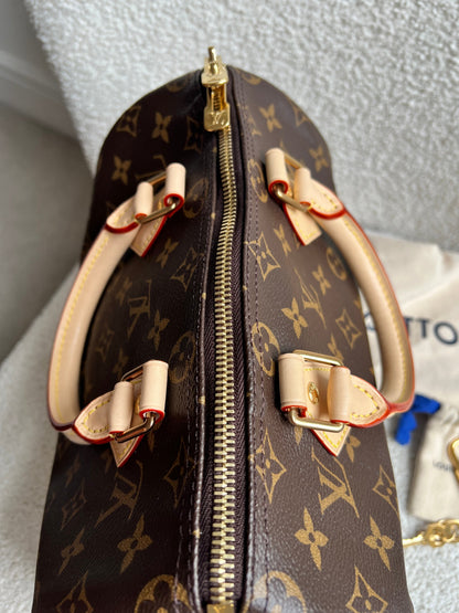Louis Vuitton Speedy 25 Bandouliere Monogram (RRP £1,460)