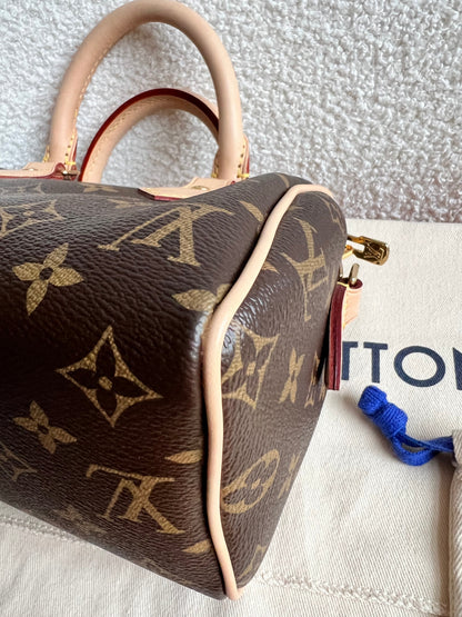 Louis Vuitton Speedy Monogram Bandouliere 20 (RRP £1650)