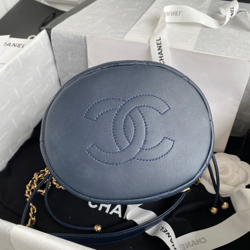 Chanel Luxury Handbag Style 648