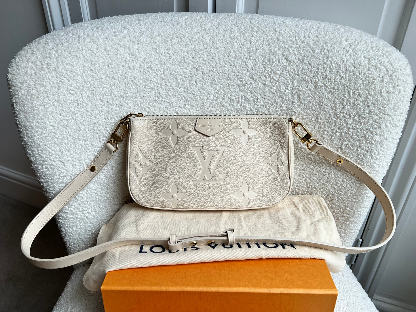 Louis Vuitton Multi Pochette Accessoires Creme Empreinte (RRP £2140)