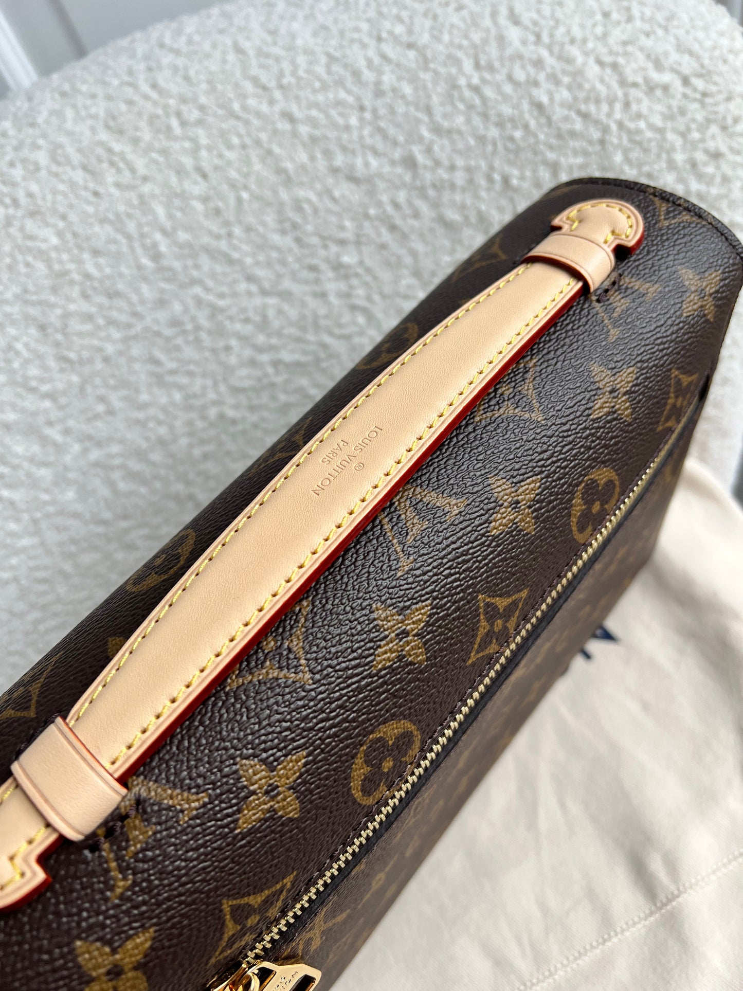 Louis Vuitton Pochette Metis Monogram (RRP £2,020)