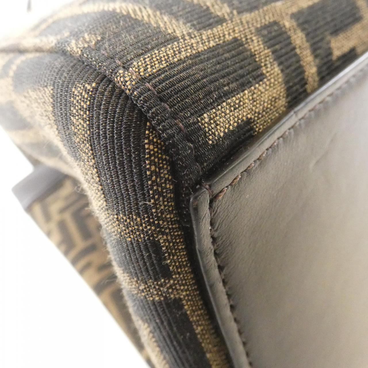 Fendi Vocabulary Love Leather Clutch Bag