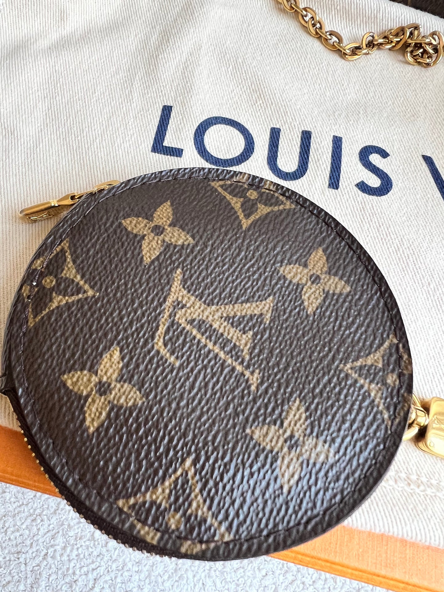 Louis Vuitton Multi Pochette Accessoires Khaki (RRP £2030)