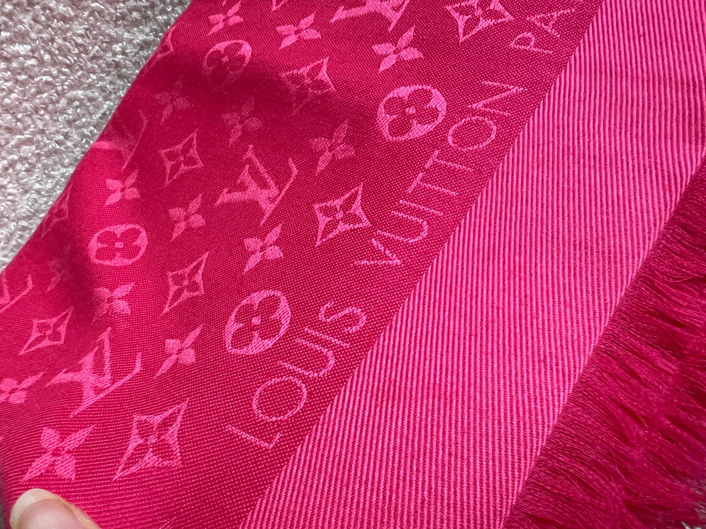 Louis Vuitton Fuchsia Monogram Shawl (RRP £475)