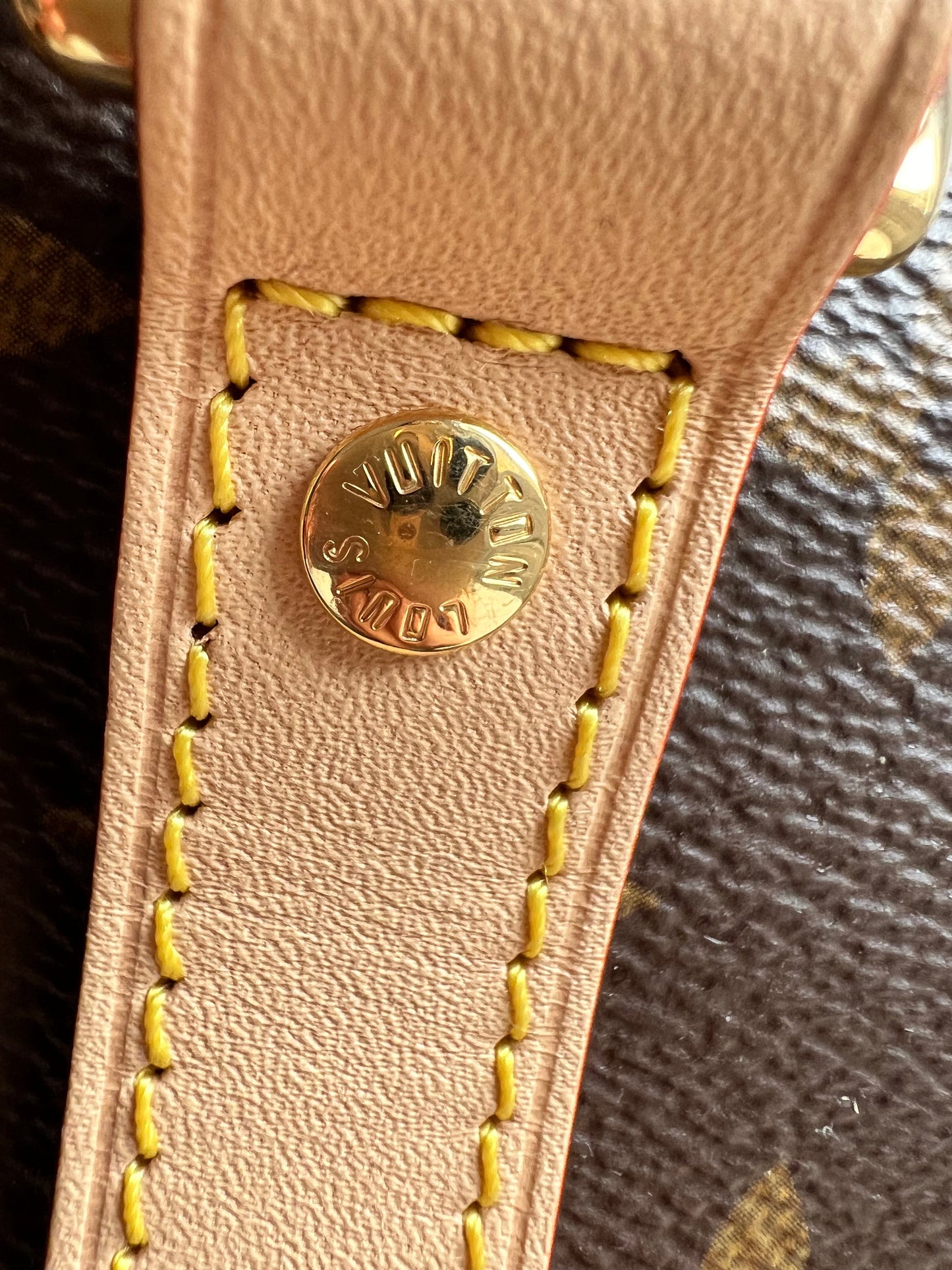 Louis Vuitton Speedy 25 Bandouliere Monogram (RRP £1,460)