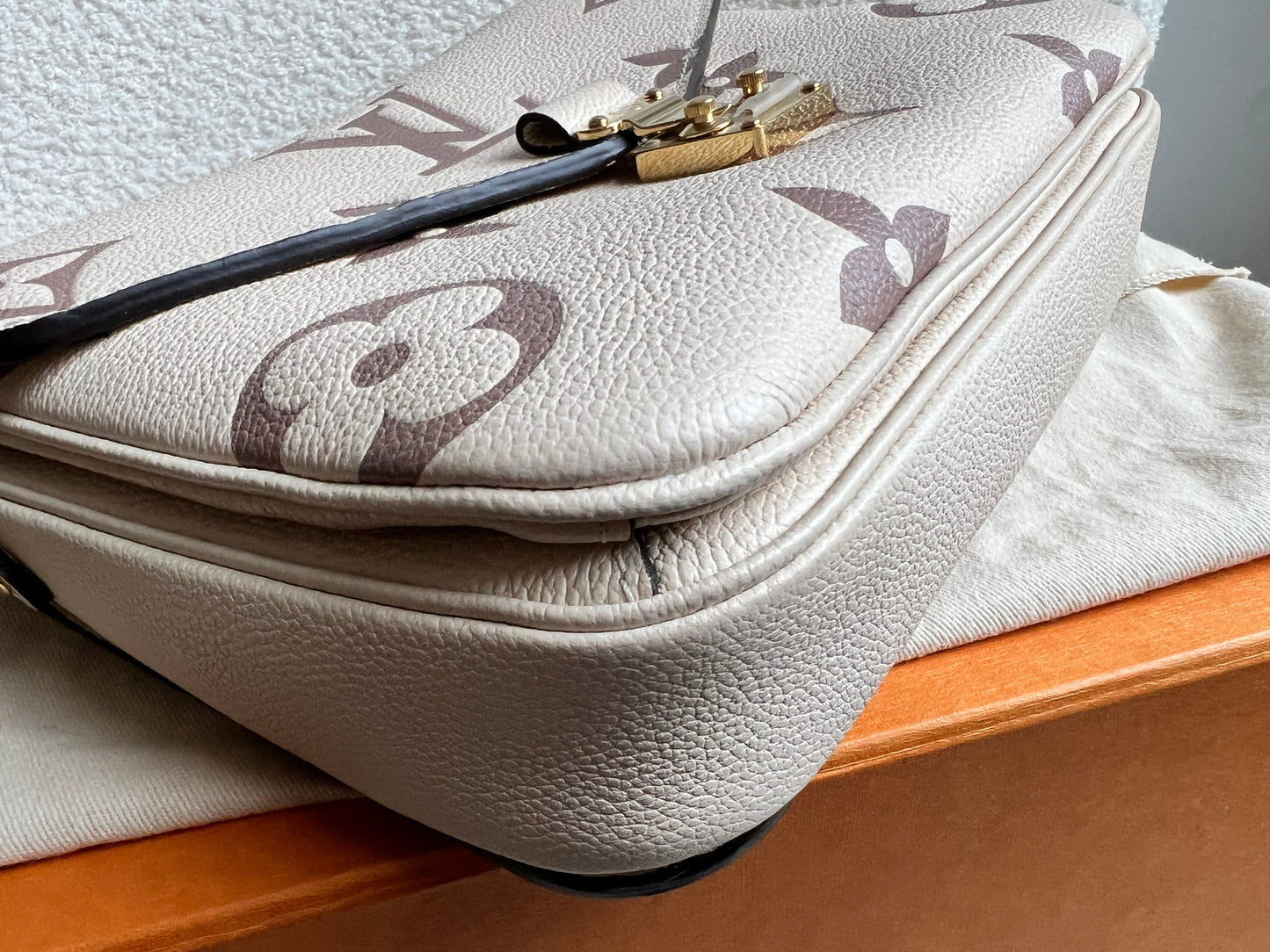 Louis Vuitton Pochette Metis Bicolour Empreinte (RRP £2,230)