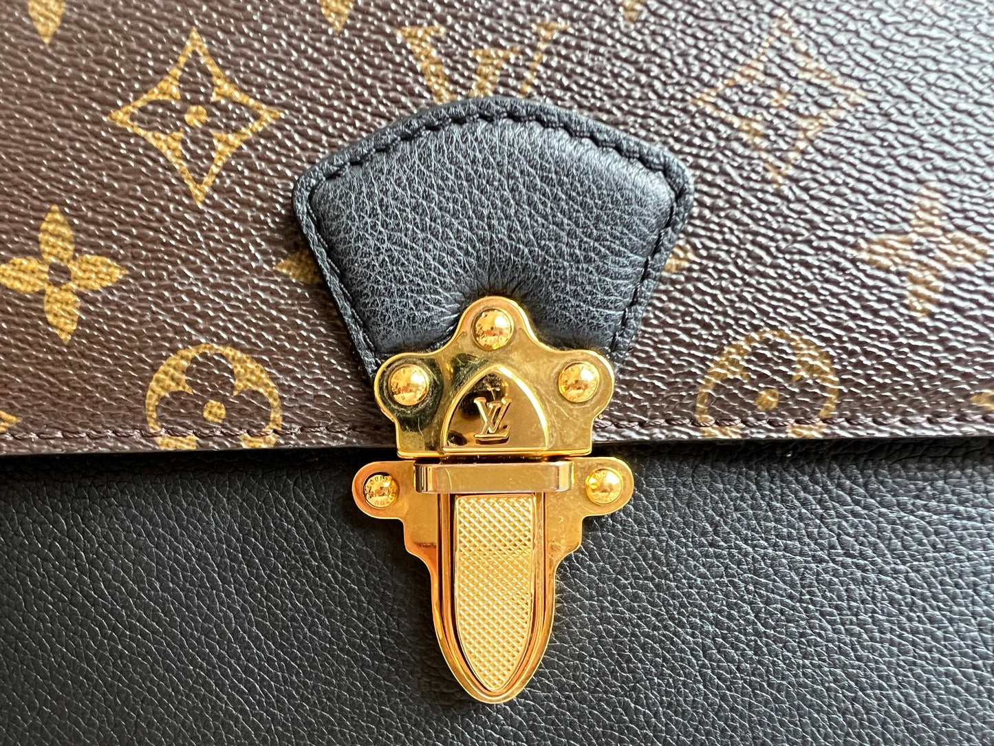 Louis Vuitton Victoire Monogram and Black (RRP £2000)