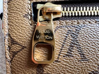 Louis Vuitton Pochette Metis Reverse Monogram (RRP £2,020)