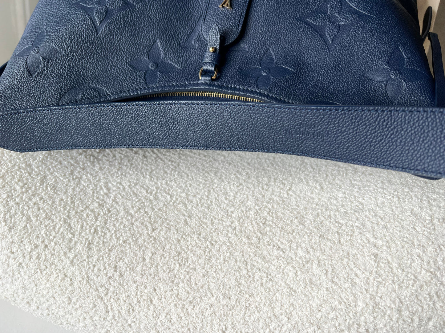 Louis Vuitton Carryall MM Navy Empreinte (RRP £2470)