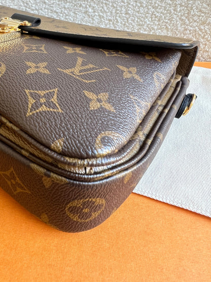 Louis Vuitton Pochette Metis Reverse Monogram (RRP £2,060)