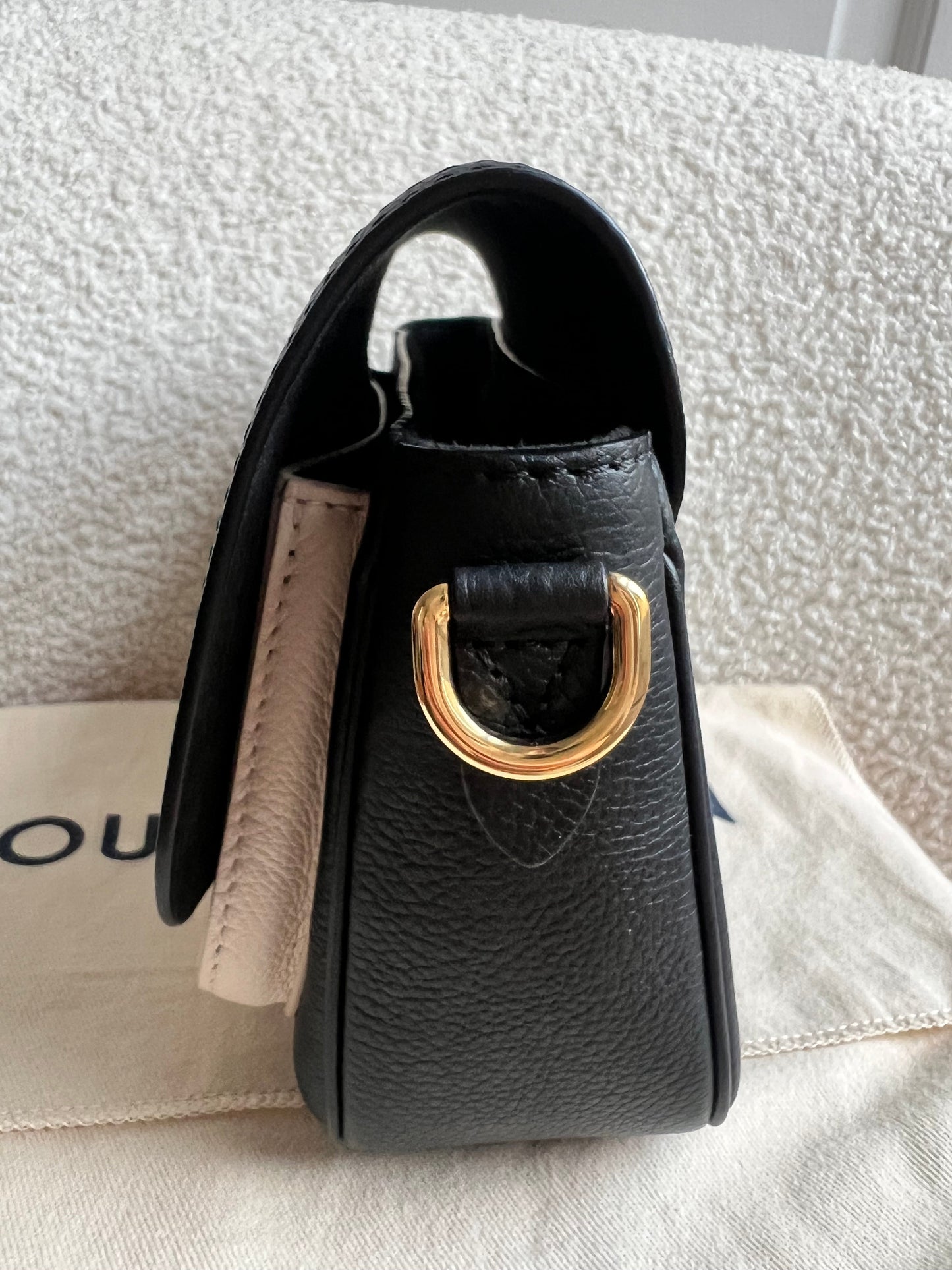 Louis Vuitton Lockme Tender (£2,270)