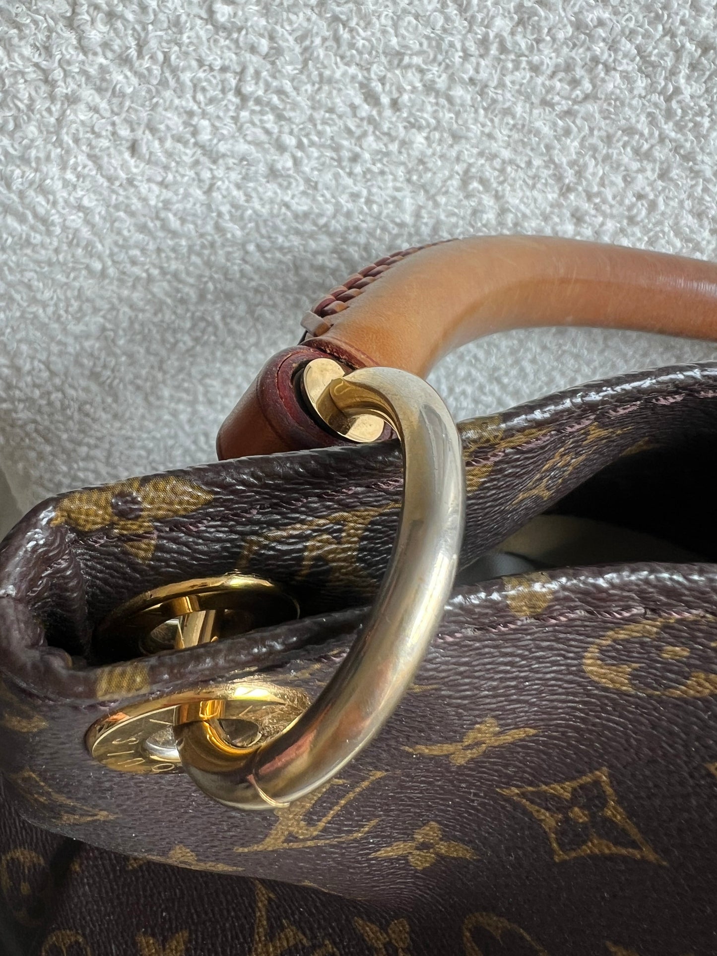 Louis Vuitton Artsy MM Monogram (RRP £1,940)
