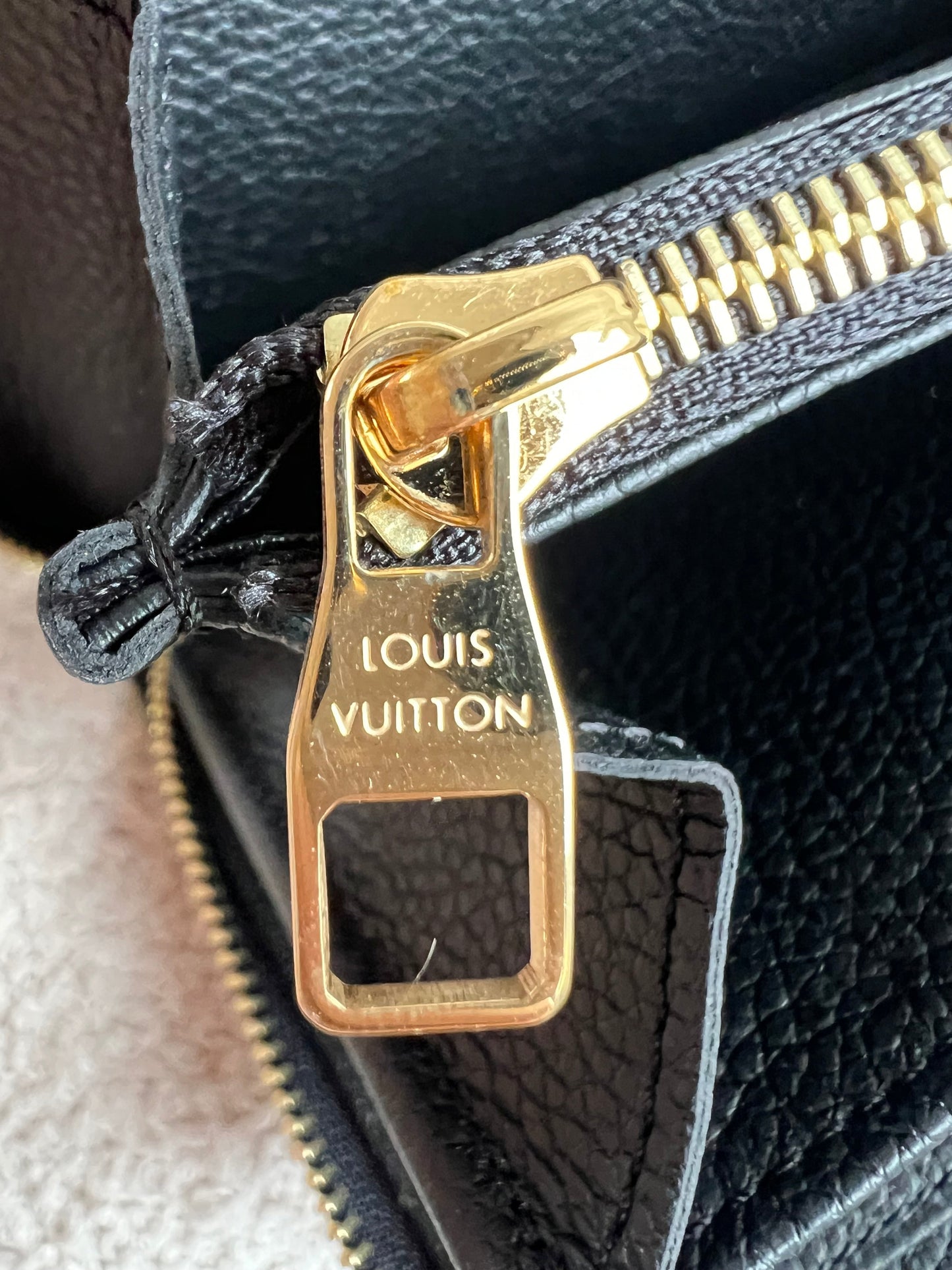 Louis Vuitton Zippy Wallet in Black Empreinte (RRP £790)