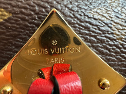 Louis Vuitton Saintonge Monogram Red