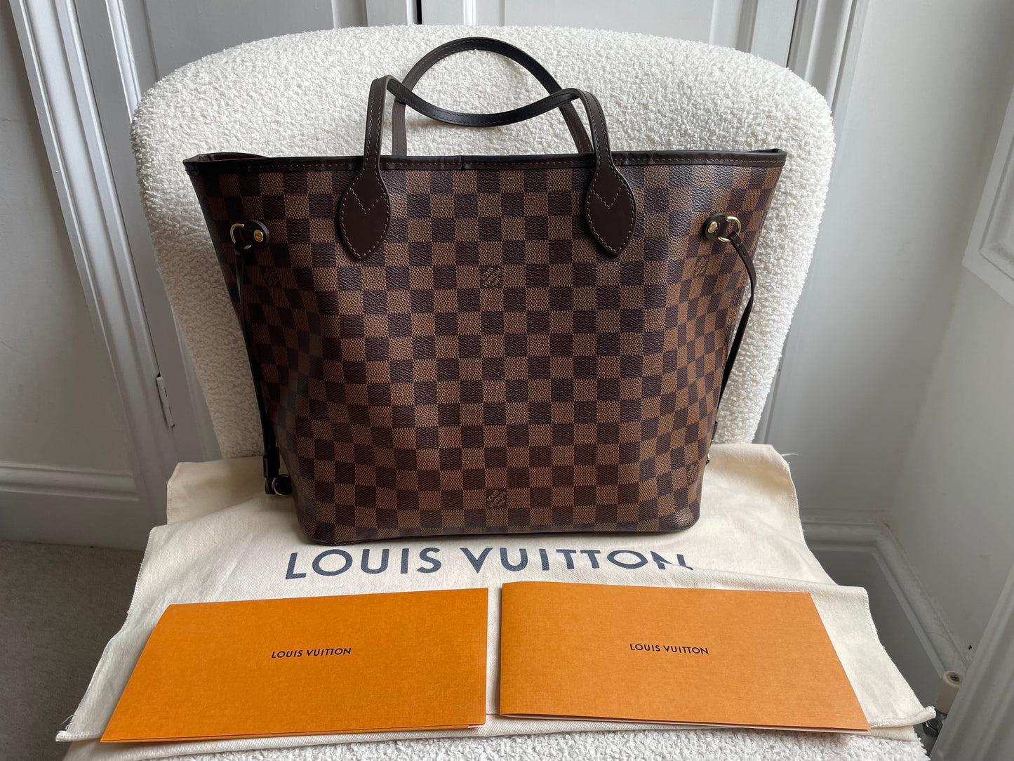 Louis Vuitton Neverfull MM Damier Ebene Cherry Interior (RRP £1,430)