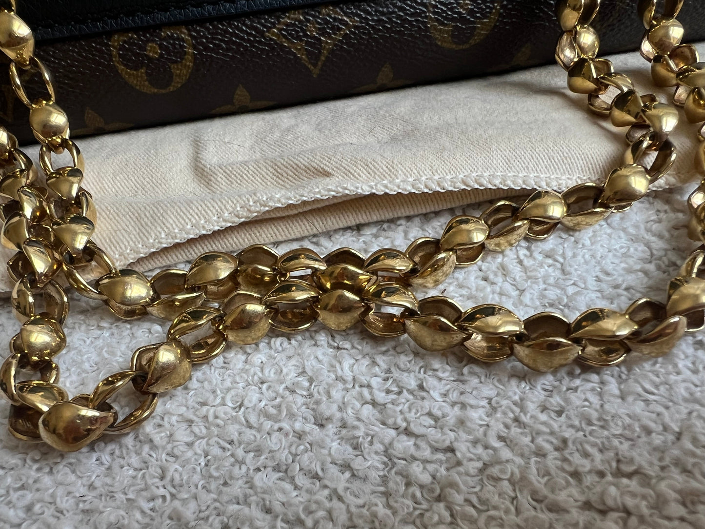 Louis Vuitton Victoire Monogram and Black (RRP £2000)