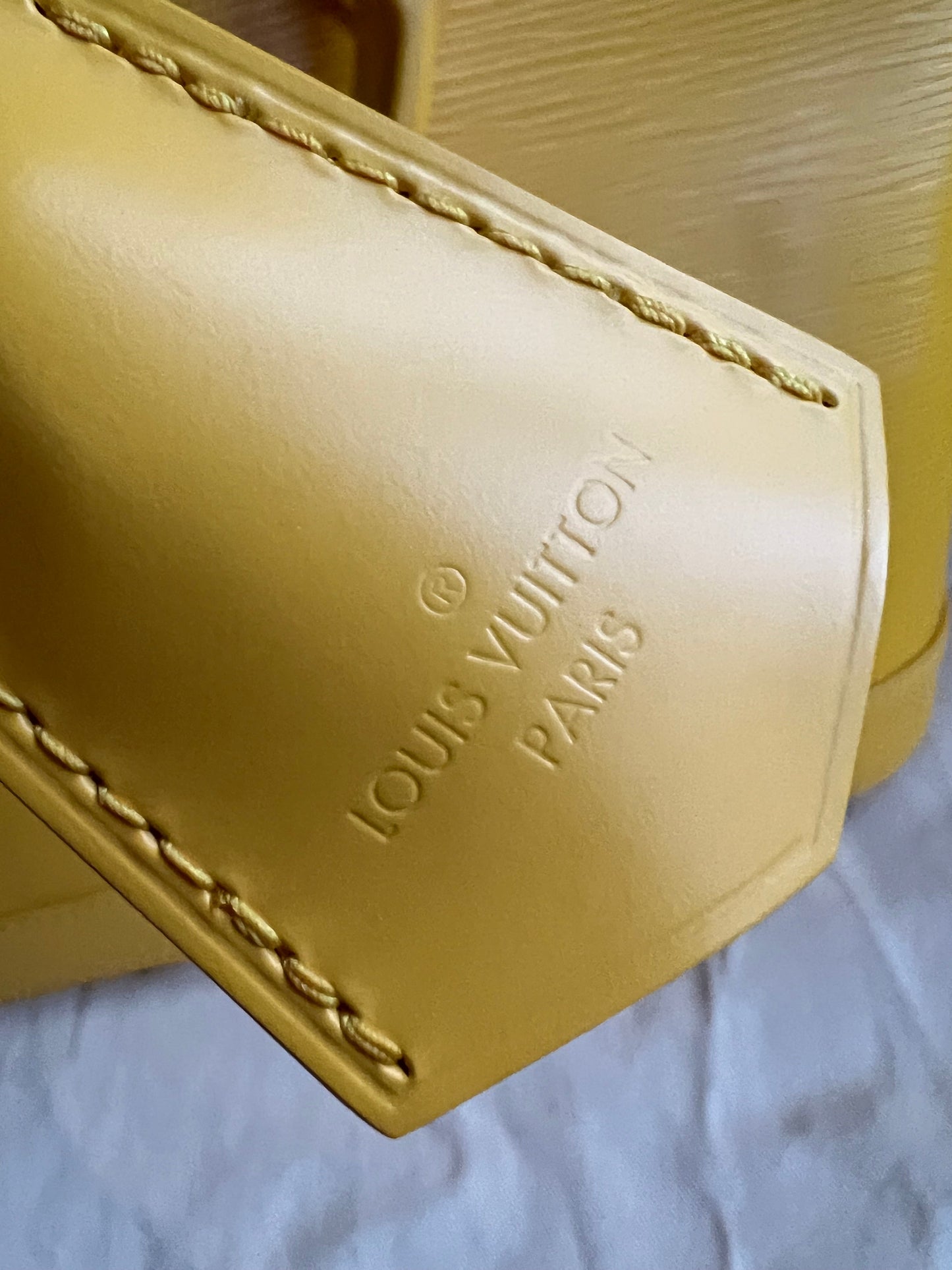 Louis Vuitton Alma PM Citron Yellow Epi (RRP £1780)