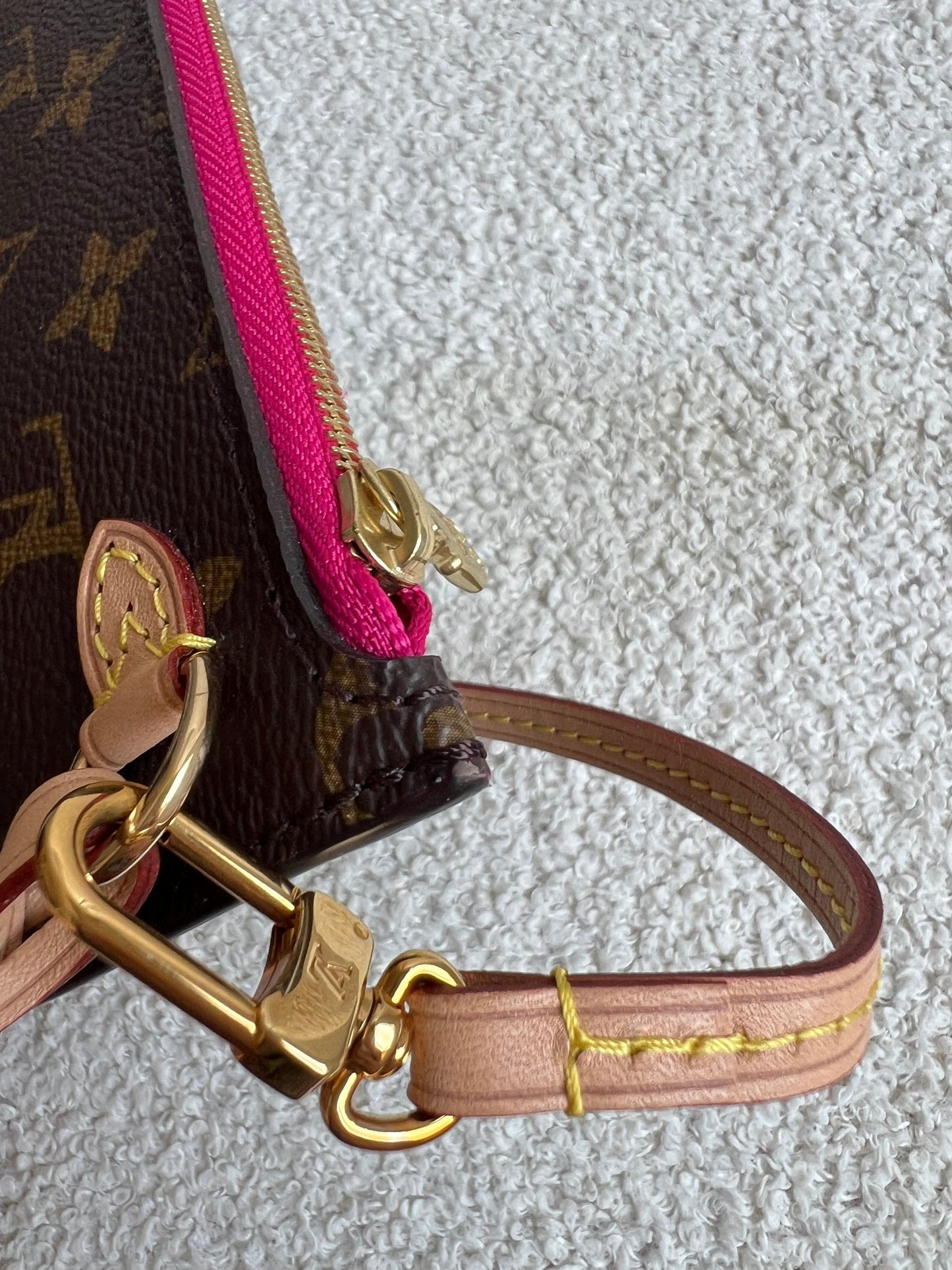 Louis Vuitton Pouch (from Neverfull MM) in Monogram