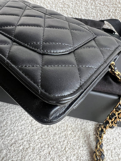 Chanel Wallet on Chain in Black Lambskin Gold Hardware (RRP £2,930)