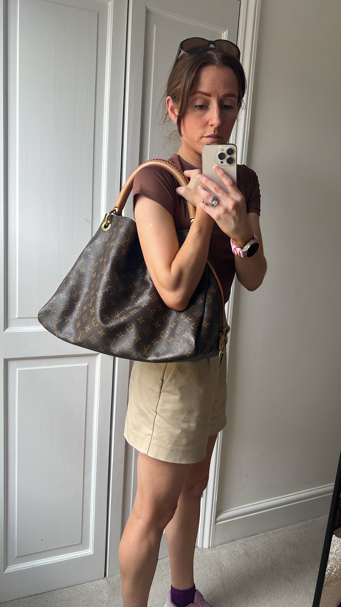 Louis Vuitton Artsy MM Monogram (RRP £1,940)