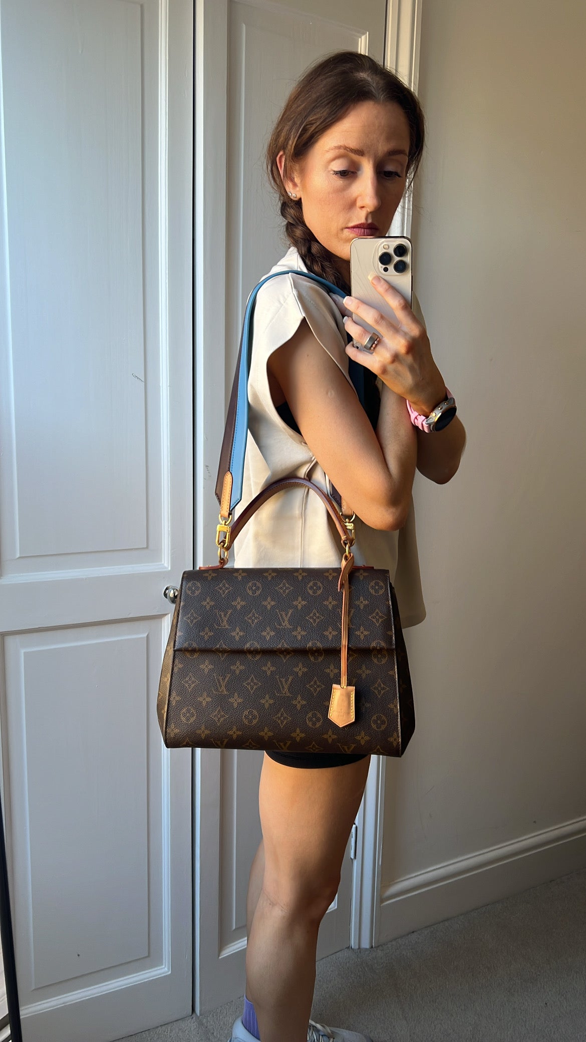 Louis Vuitton Cluny MM Monogram (RRP £1890)