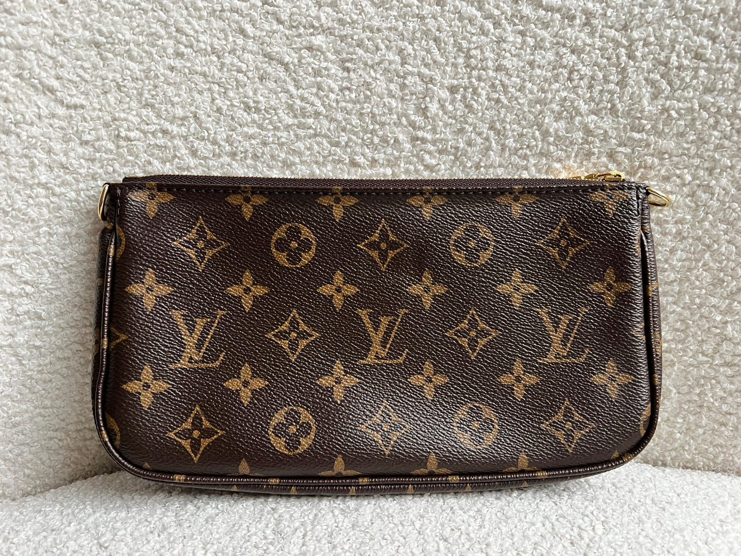 Louis Vuitton Pochette Monogram