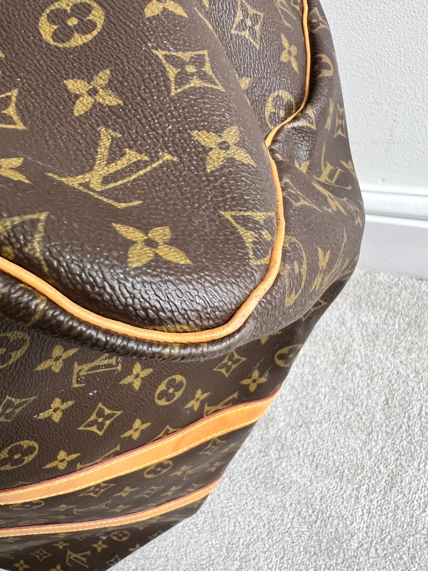 Louis Vuitton Keepall 55 Monogram