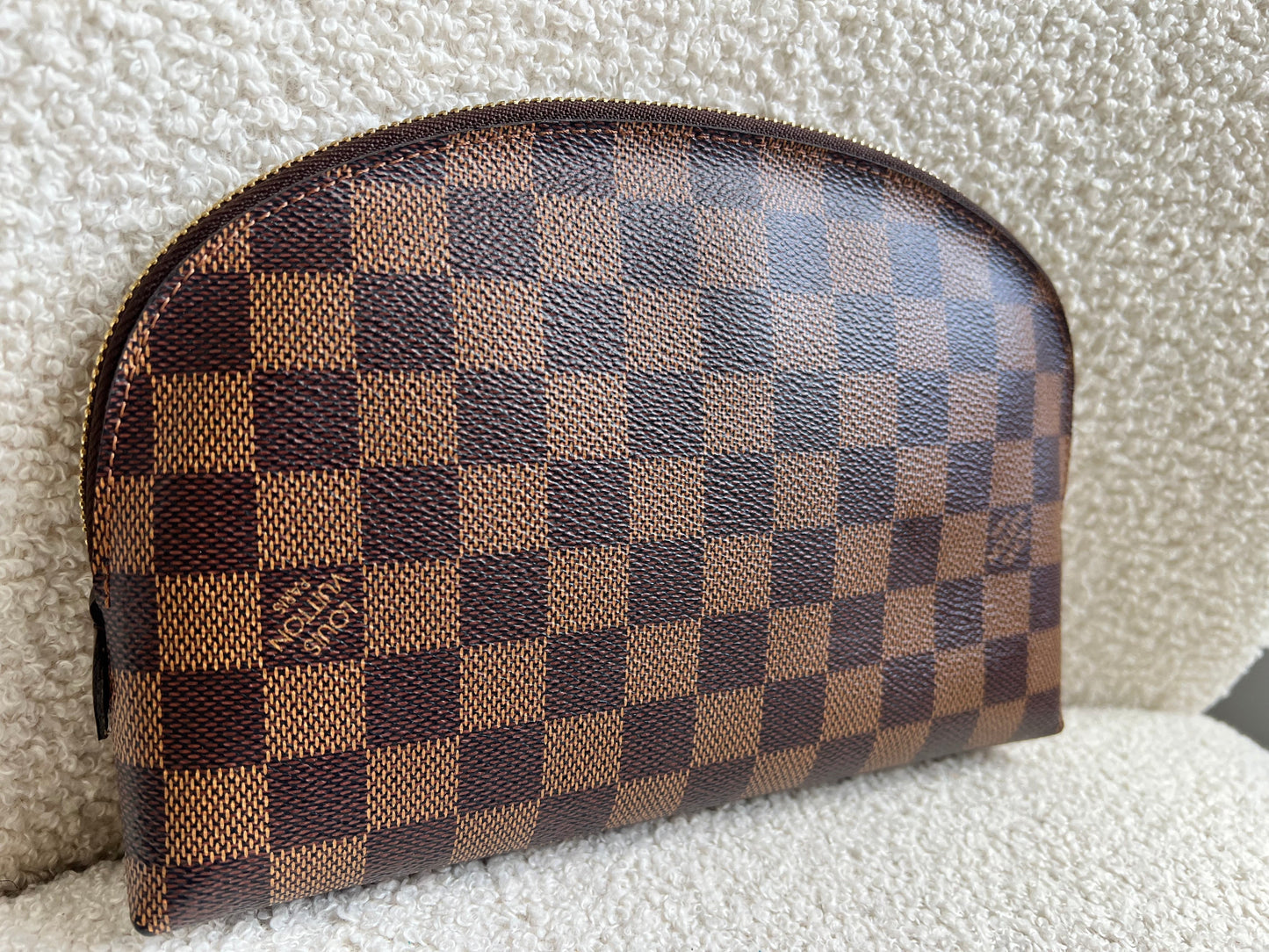 Louis Vuitton Cosmetic Pouch MM Damier Ebene (RRP £495)