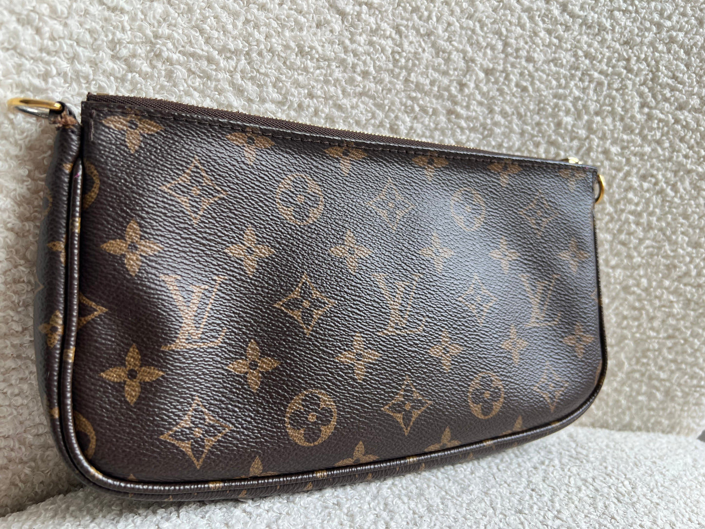 Louis Vuitton Pochette Monogram