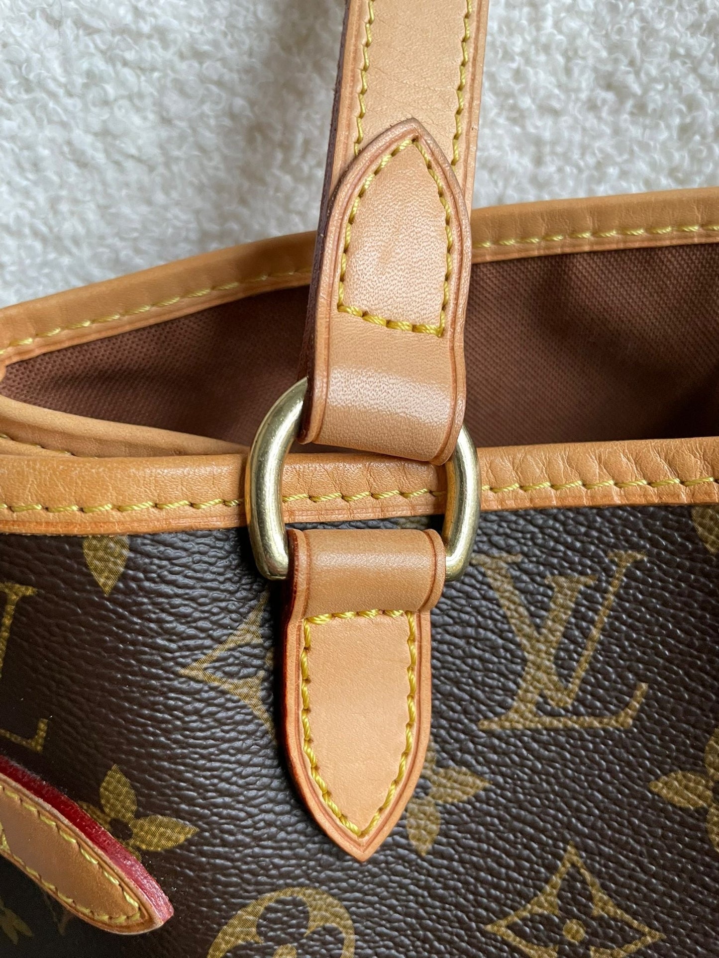 Louis Vuitton Batignolles in Monogram Canvas