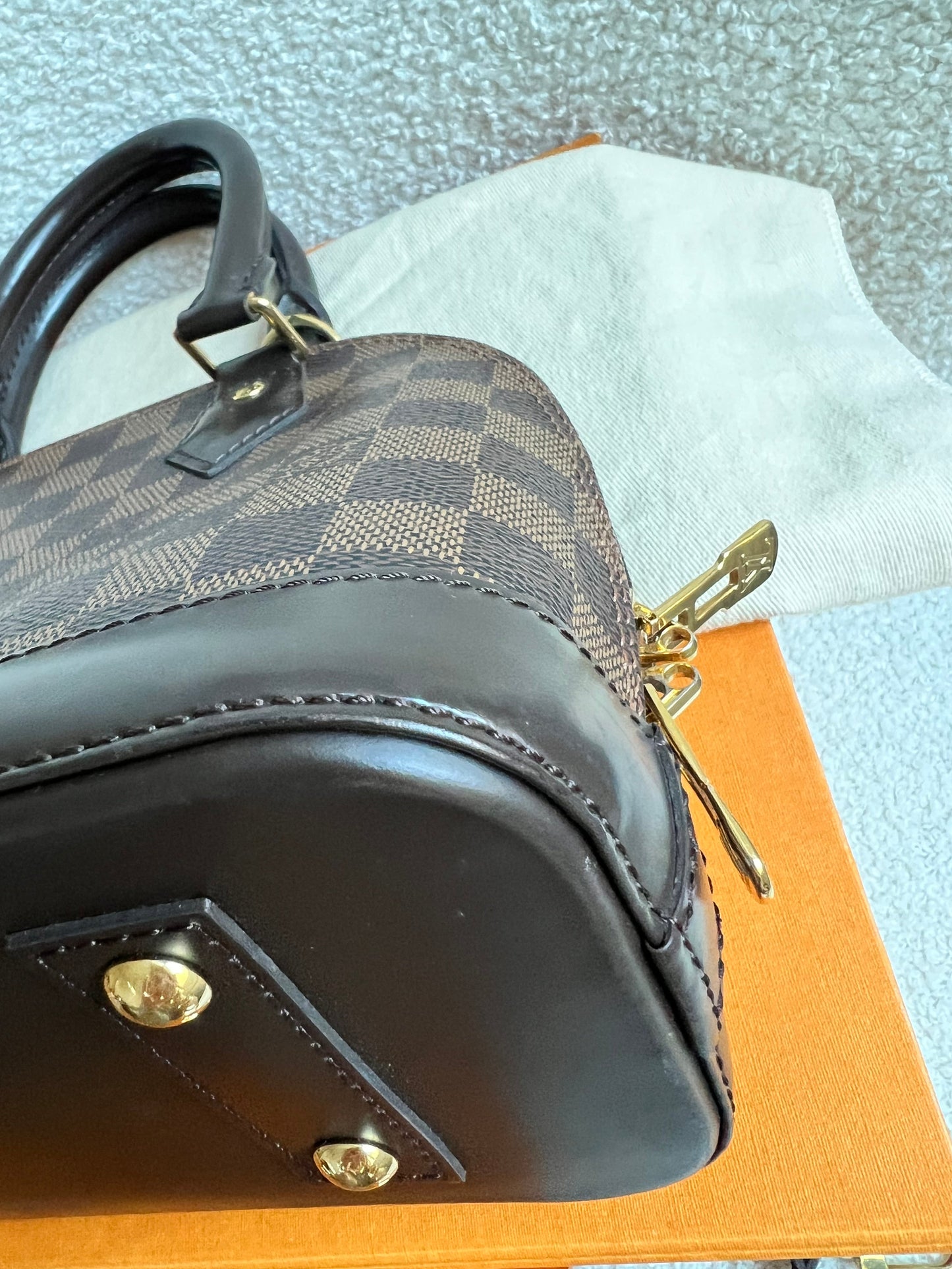 Louis Vuitton Alma BB Damier Ebene (RRP £1,450)