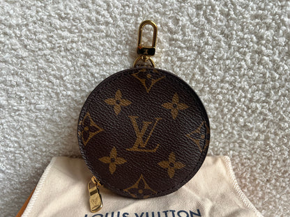 Louis Vuitton Round Coin Purse Monogram