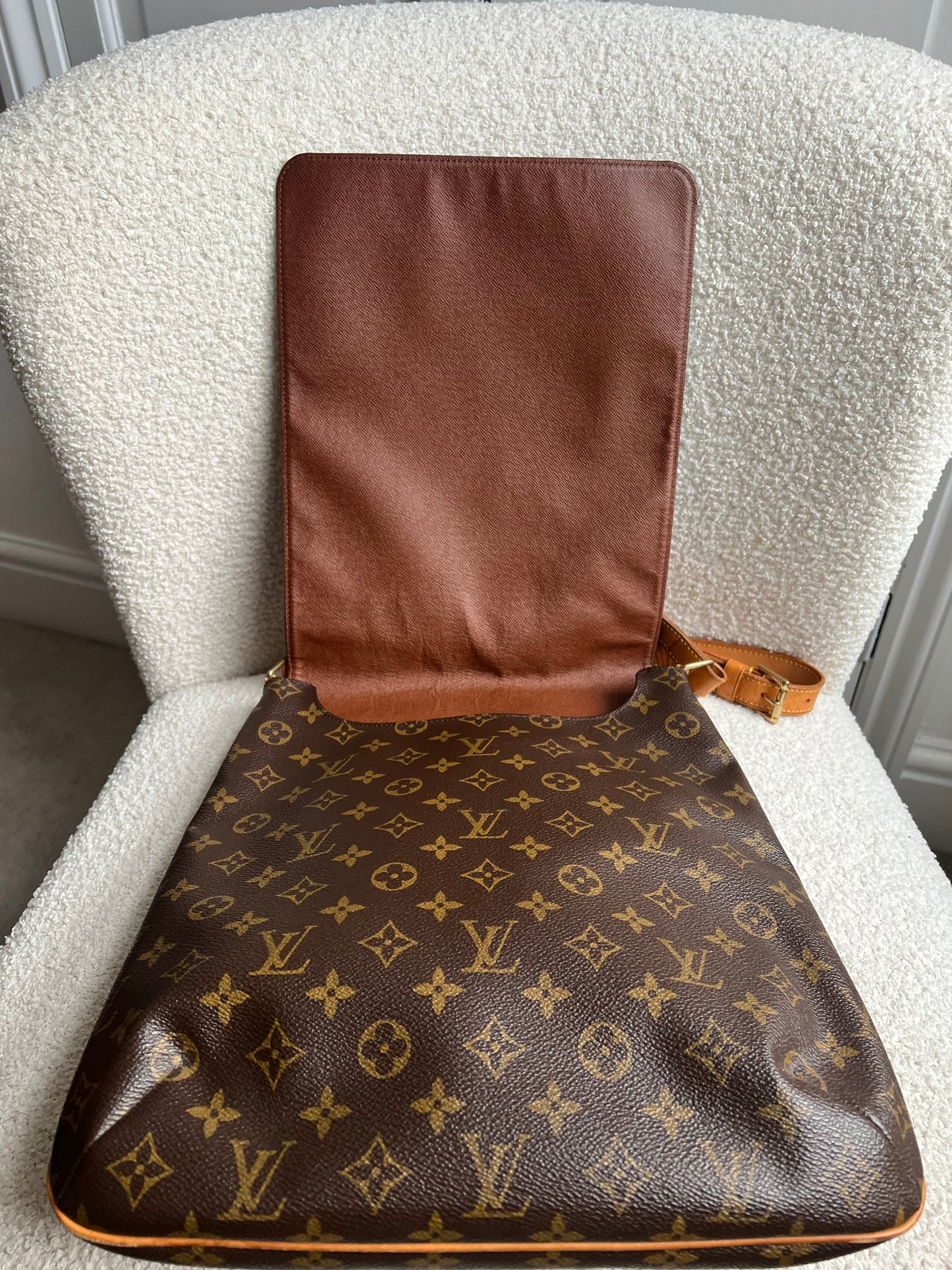 Louis Vuitton Musette Salsa GM