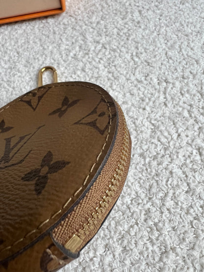 Louis Vuitton Round Coin Purse Reverse Monogram