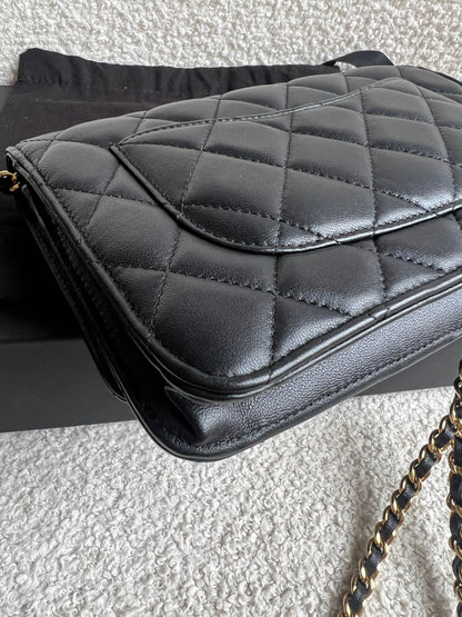 Chanel Wallet on Chain in Black Lambskin Gold Hardware (RRP £2,930)