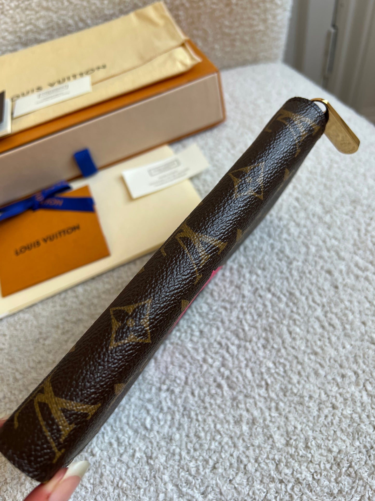 Louis Vuitton Zippy Wallet in Grenade Monogram V