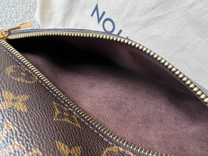 Louis Vuitton Pochette Metis Monogram (RRP £2,020)