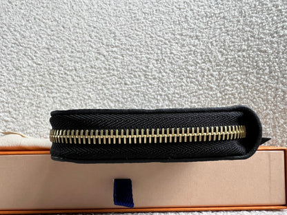 Louis Vuitton Zippy Wallet in Black Empreinte (RRP £790)