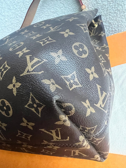 Louis Vuitton Graceful MM Monogram (RRP £1,420)